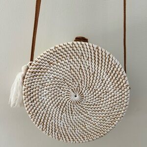 Round Woven Crossbody Bag - A Summer Staple!